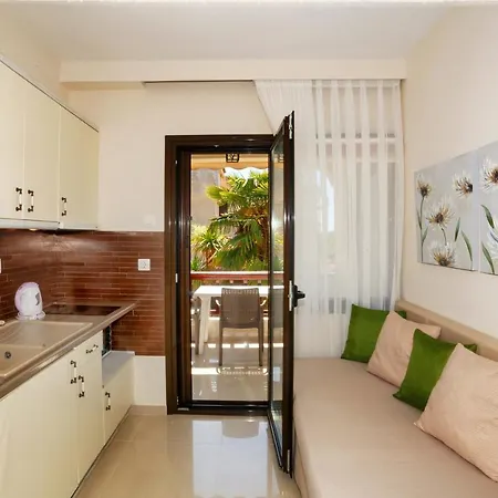 Apartments Kassandrinos-Maria Nikiti  Buitenkant foto