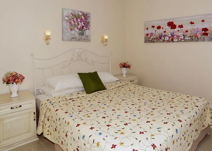 Apartments Kassandrinos-Maria