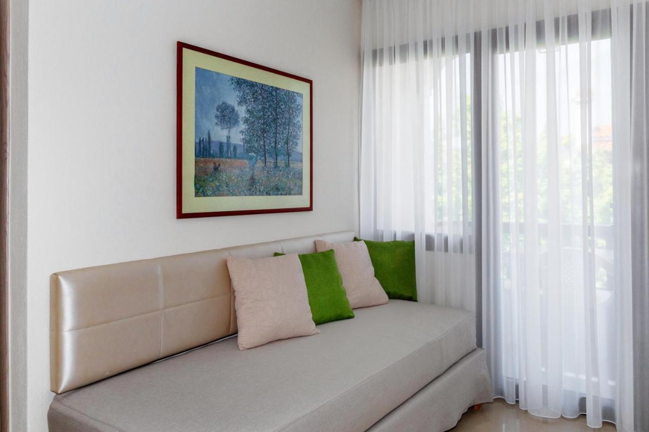 Kassandrinos-maria Apartment *